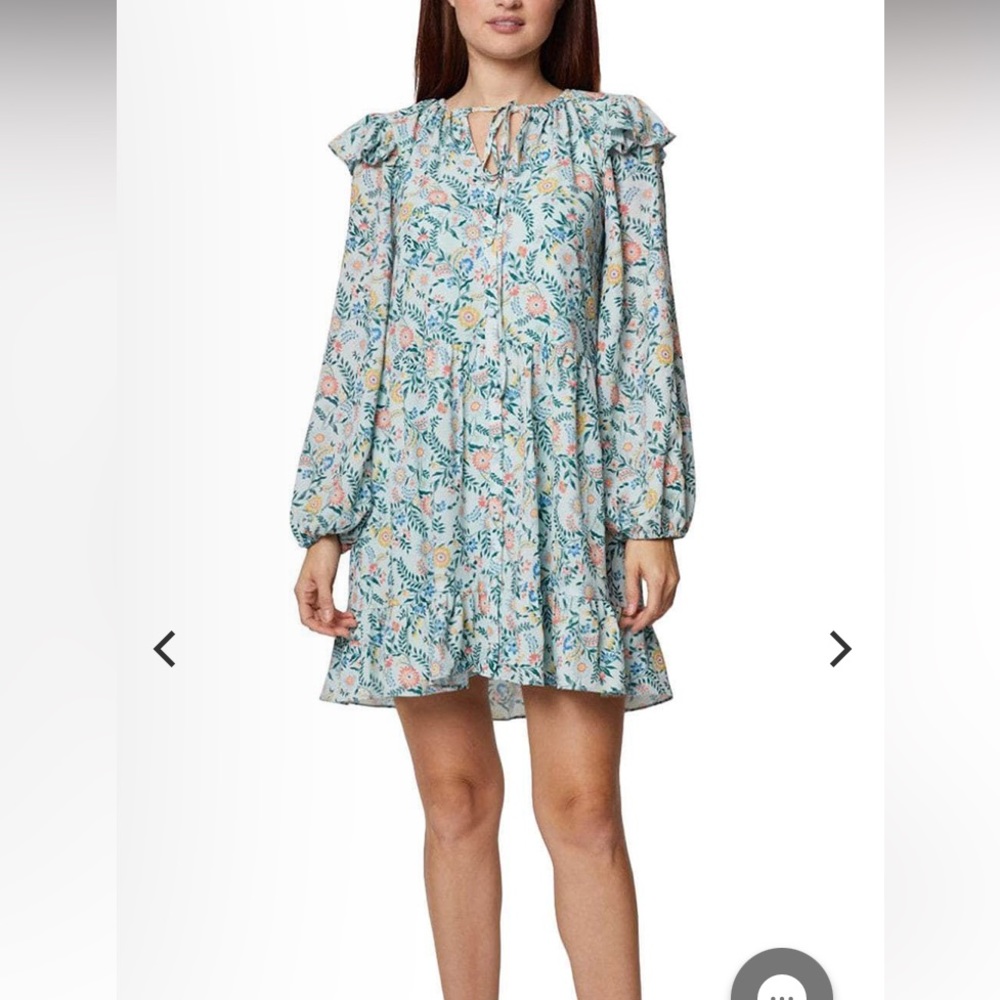 NWT BCBGeneration Geo Floral dress size 4